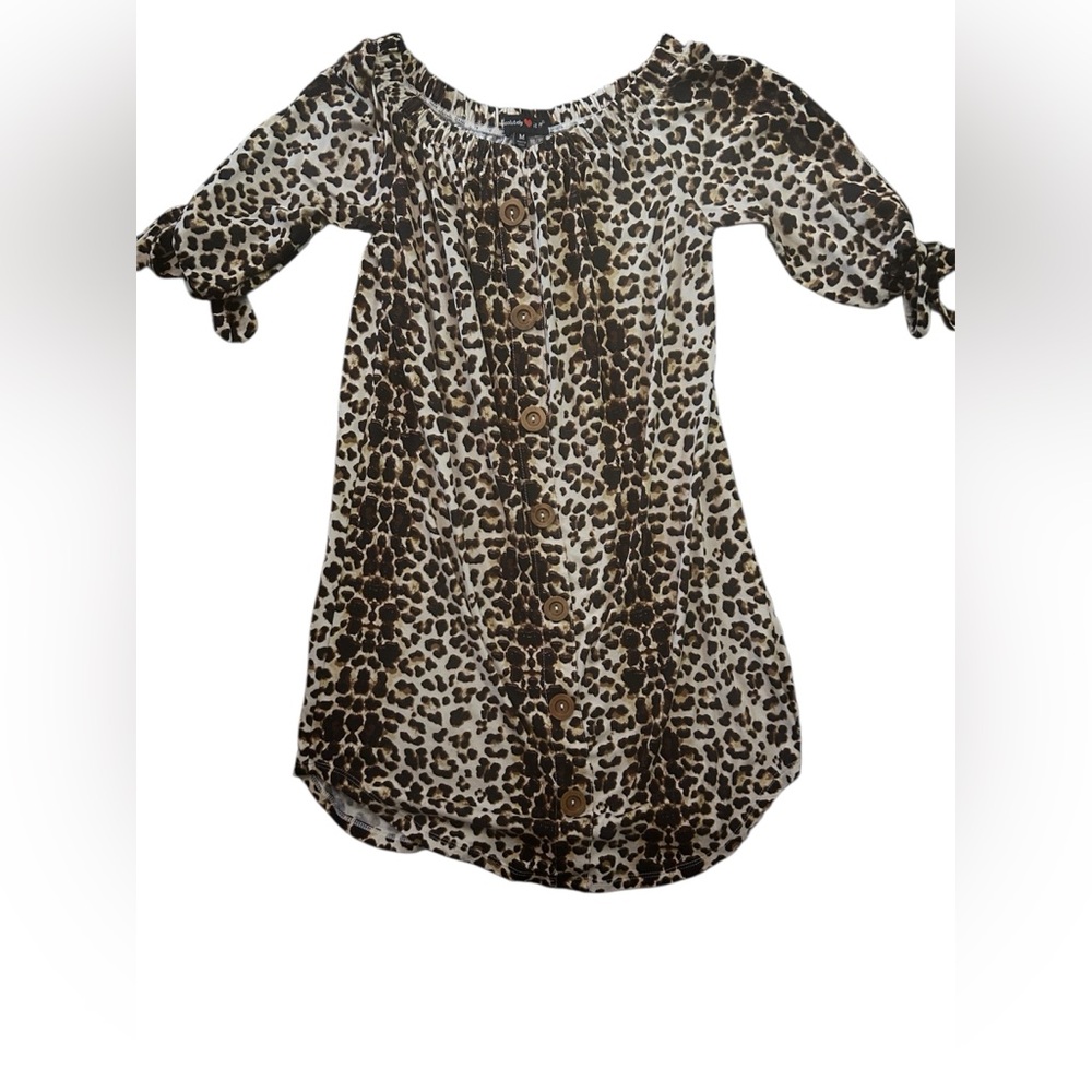 Absolutely it Short Chic quarter sleeve Leopard Print dress size M
